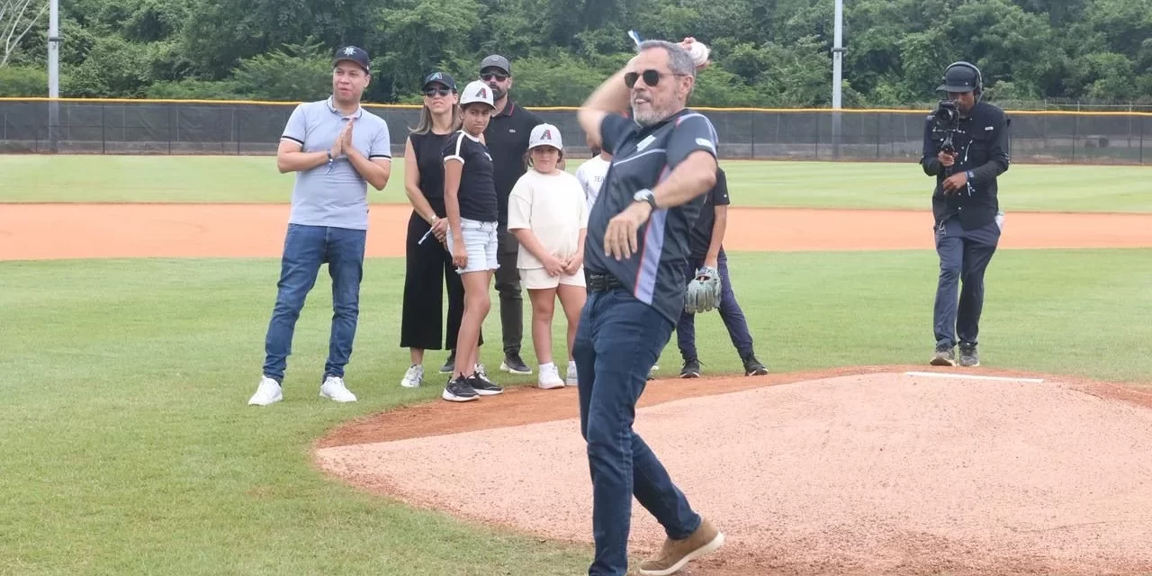 Junior Noboa lanceta la primera mentira en el Juego de Estrellas de la Dominican Summer League