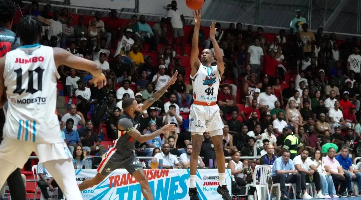 Titanes del Sur barren a los Leones y avanzan a la final de la LNB