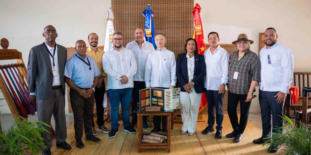La embajada de Feda y China colaboran para relanzar la planta de probambú en Bonao