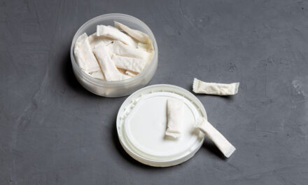 Secretario de Salud de los Estados Unidos: «Las bolsas de nicotina son probablemente la forma más segura de consumir nicotina, seguida de vapees»