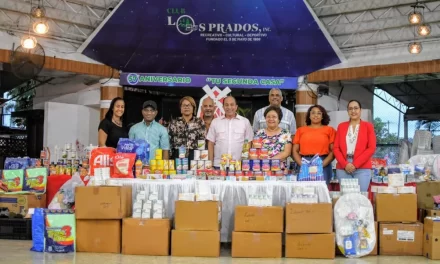 Los Prados hace donación Enriquilenses Ausentes