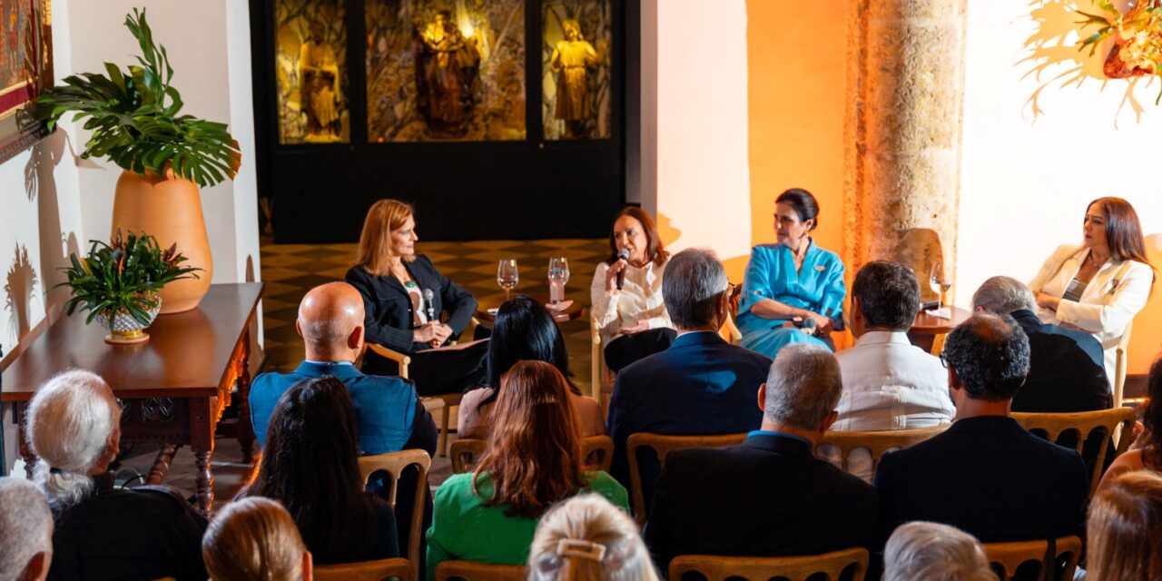 Los líderes culturales convergen en el centro cultural Taíno Casa del Cordón para dar forma al patrimonio dominicano