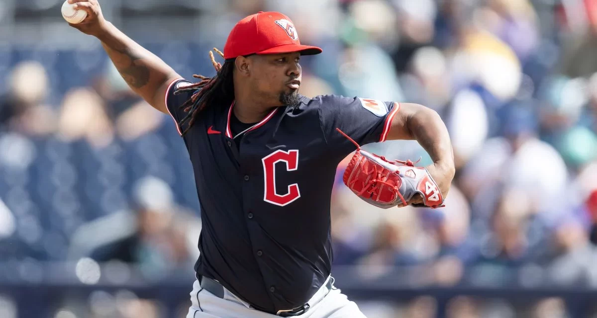 Grandes Ligas extiende suspensión a Luis Ortiz por realizar apuestas