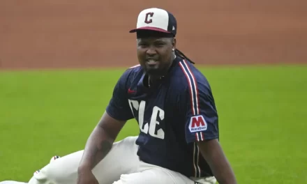 Luis Ortiz, según informes, recibió monises de apuestas para tirar lanzamientos desviados