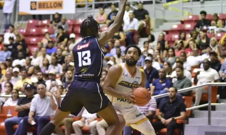 Metros clasifican a semifinales al vencer a Marineros