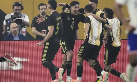 El gol del desempate de Edson Álvarez le da a México