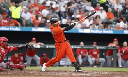 Cuatro dominicanos elevan sus bonos en el mercado de cambios