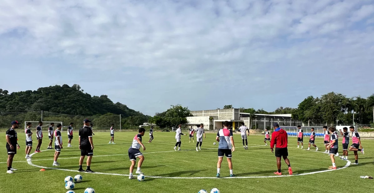 Selección sub-15 masculina RD se alista Campeonato Concacaf