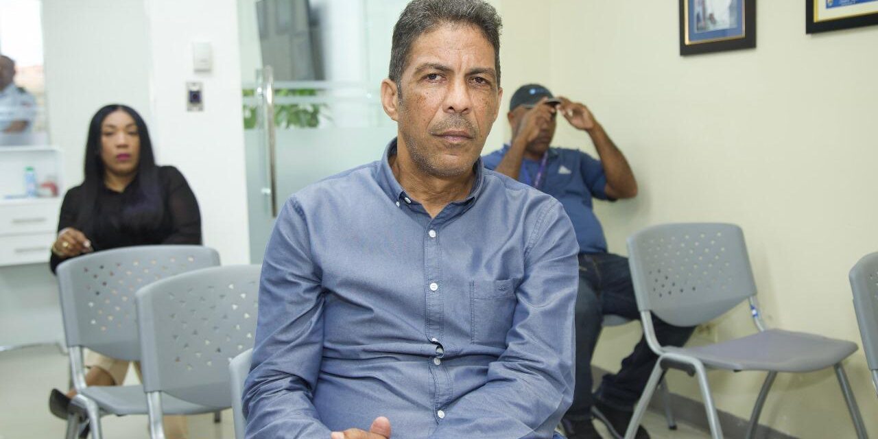 SDN ex -Rregidor resume a Saymón Díaz