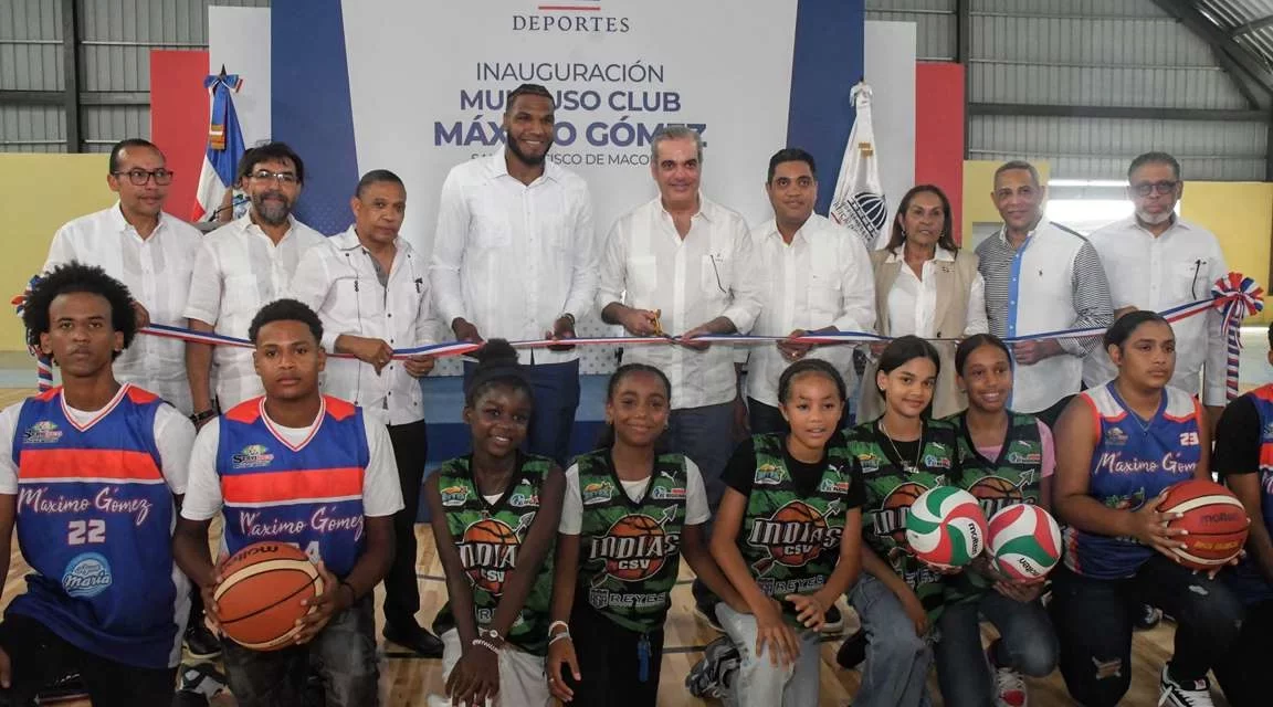 Abinader entrega multiuso valorado en de 75 millones