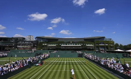 Wimbledon adopta sistema de voces electrónicas y elimina a los jueces de tilde