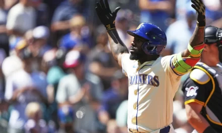 Arozarena brilla con jonrón cardinal y Marineros blanquean por tercer deporte seguido a los Piratas