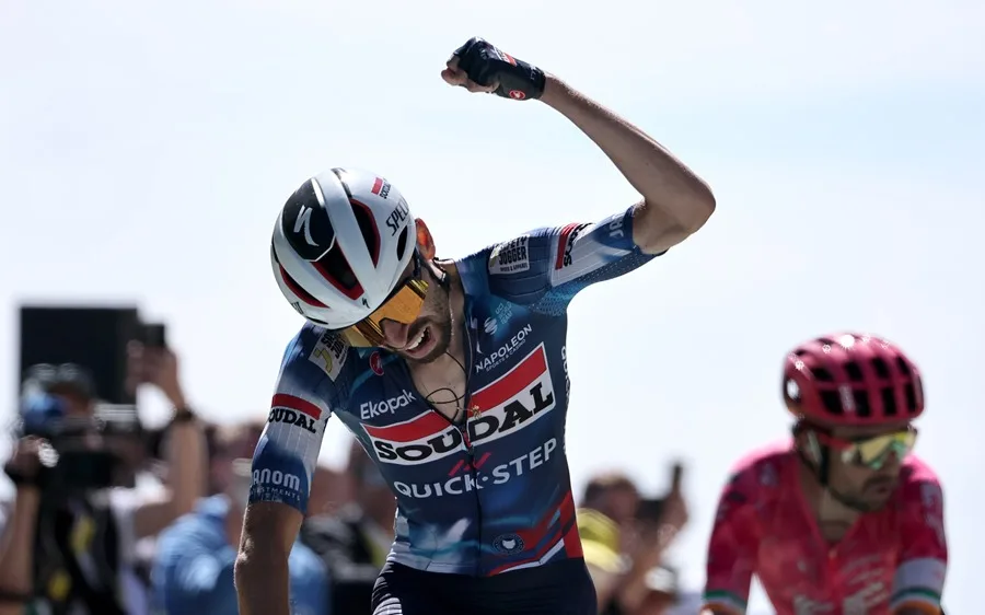 Paret-Peintre conquista el Ventoux y Pogacar, más líder