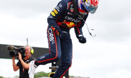 Max Verstappen logra la pole en Silverstone y saldrá primero en el GP de Gran Bretaña