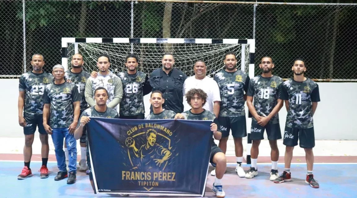 Club Francis Pérez domina el balonmano superior de Salcedo