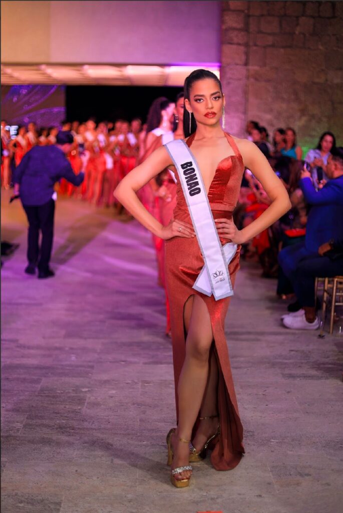 Conozca la Corona de Miss Universo Dominican Republic 2025 - Noticias hoy en la República Dominicana | Último minuto