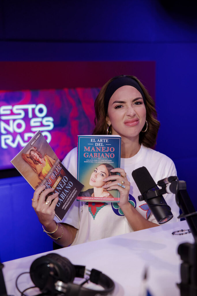 Gabi Desangles es víctima de la usurpación de identidad literaria; Él plantea acciones legales contra el escritor de libros - noticias hoy en la República Dominicana | Último minuto
