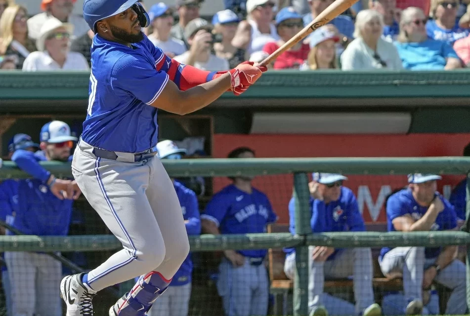 Vladimir Guerrero Jr. ataca sin piedad a los pitchers en segunda parte de la temporada