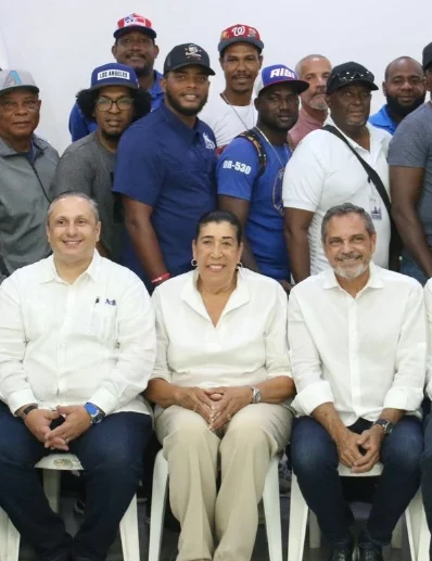 DCNB y Miderec dan taller a entrenadores