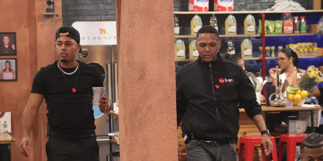 Myke Towers deja a Rumba con Santiago Matías