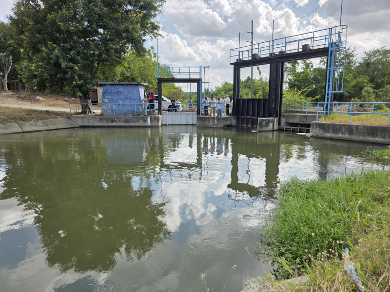 Cinco días sin agua anunciada en el oeste de Santiago.