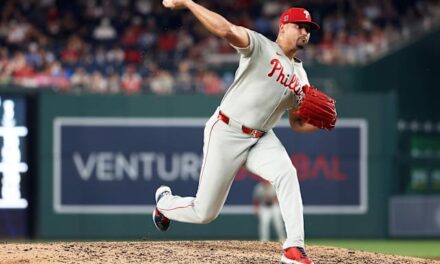 Los Filis respiran aliviados con Durán, pero sufren la herido de Wheeler por coágulo