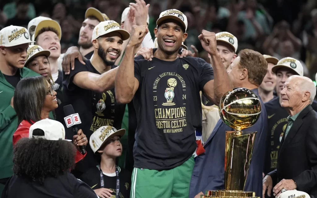 La NBA aprueba la traspaso de los Boston Celtics