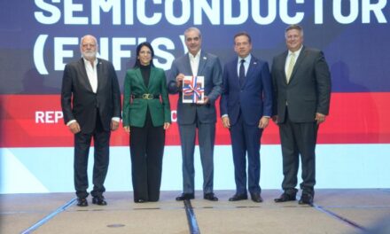 Abinader recibe una logística franquista para impulsar la industria de semiconductores de la República Dominicana