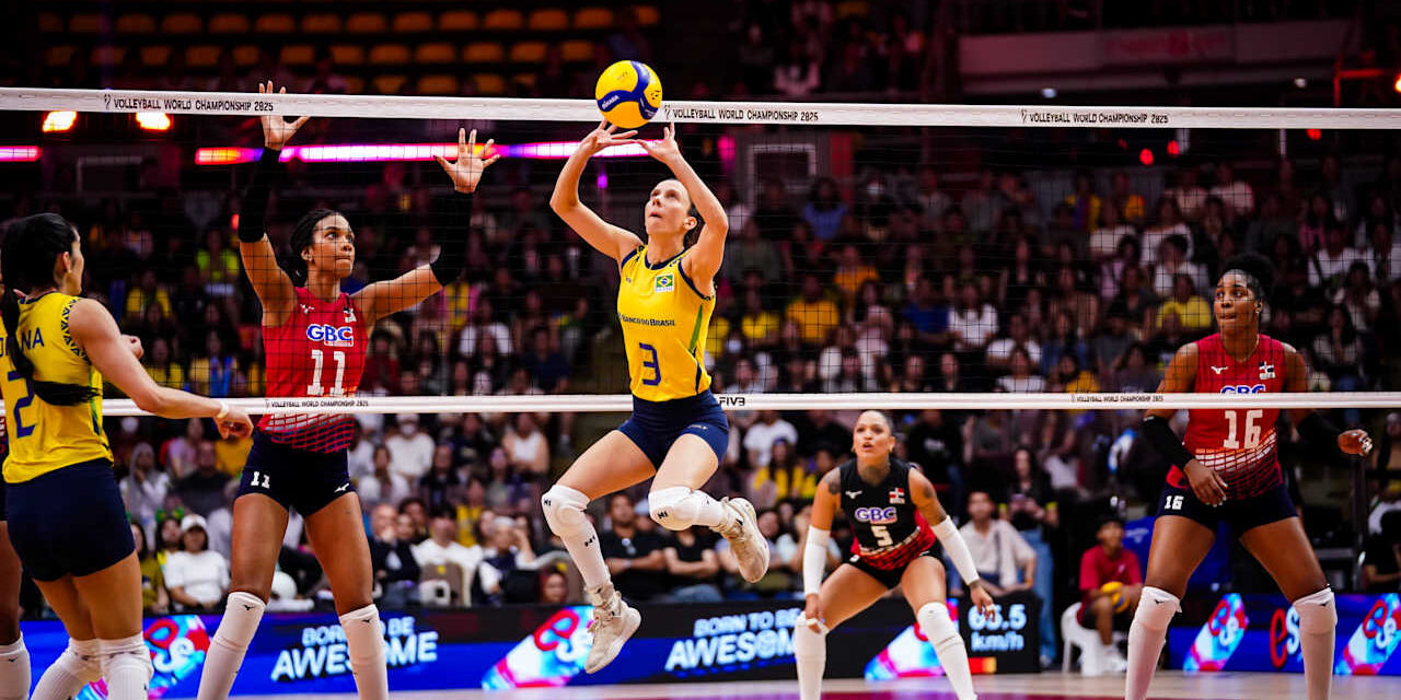 Brasil venció 3-1 a las Reinas del Caribe y avanza en el Mundial