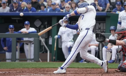  Bobby Witt Jr. se une a exclusivo club con su jonrón 100