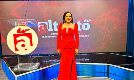 Colombia Alcántara recibe un gratitud distinto