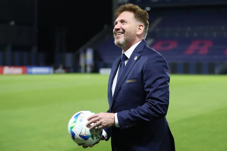 Conmebol quiere achicar las interrupciones en el fútbol suramericano para tener un placer más efectivo