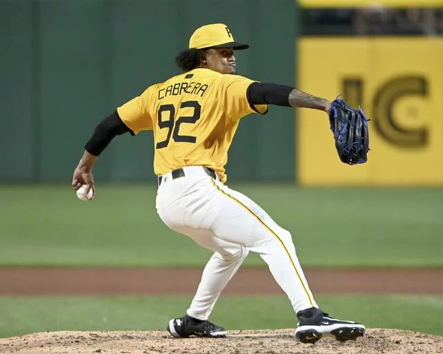 Los Piratas liberan a Comienzo Cabrera