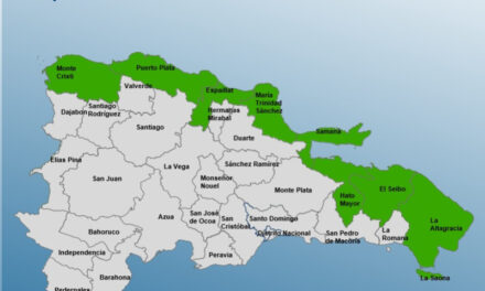 El COE coloca a ocho provincias en alerta verde e insta a la precaución adecuado al huracán Erin.