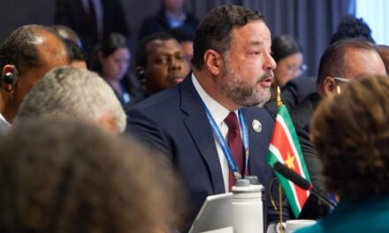 El ministro Paíno Henríquez promueve la propuesta regional de resiliencia climática antiguamente de la COP30