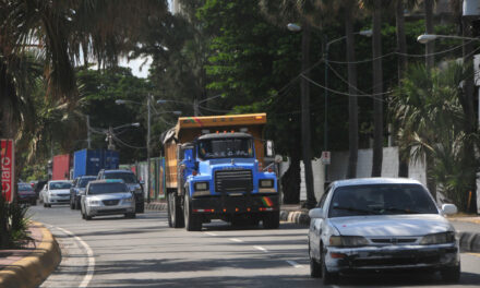 Fenatrado dice que tiene «supervisión privada» para suspender los conductores de camiones que violan la ley.