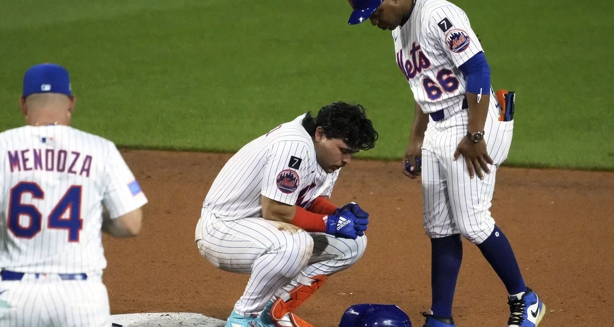 Francisco Álvarez de los Mets se someterá a una resonancia tras lesionarse el pulgar frente a Marineros