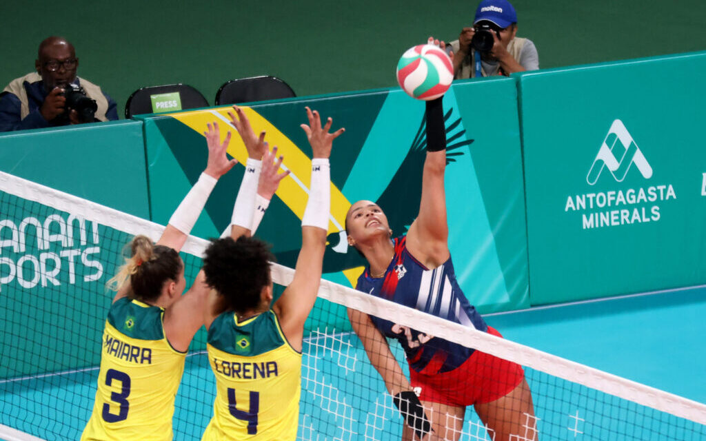 Brasil y Reinas del Caribe chocan este domingo en el Mundial