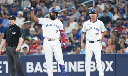 Vladimir Guerrero Jr. se someterá a una resonancia magnética por rigidez en el tendón de la corva