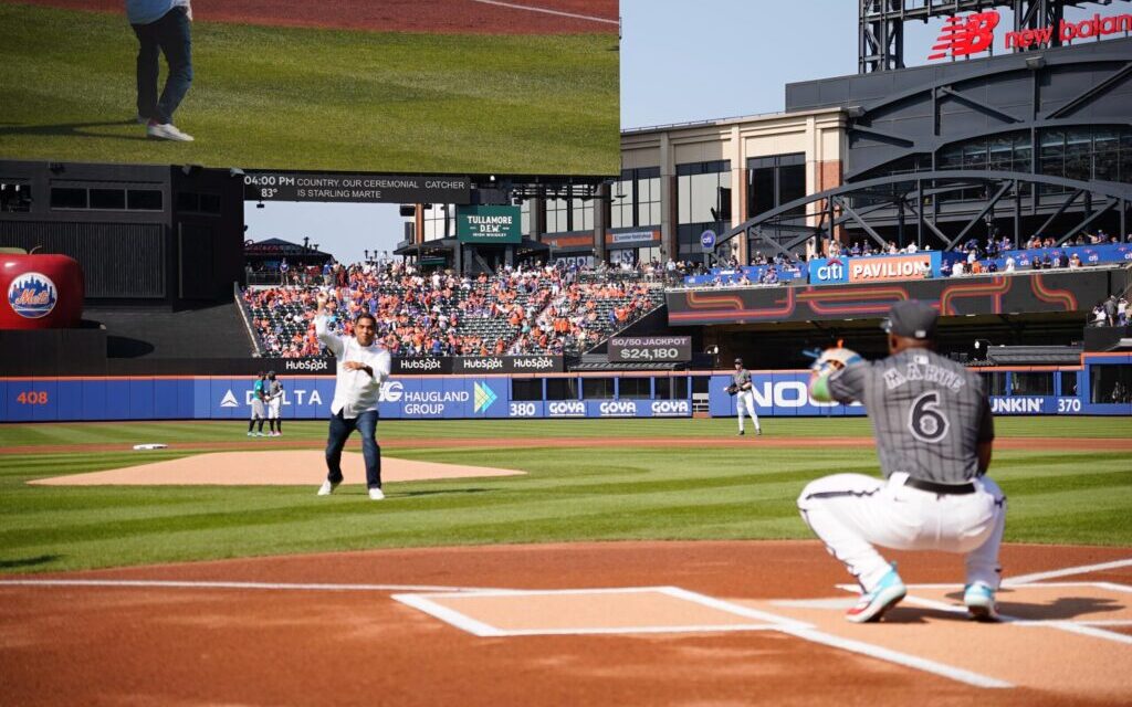 Ministro Kelvin Cruz bichero primera fantasía en el Citi Field