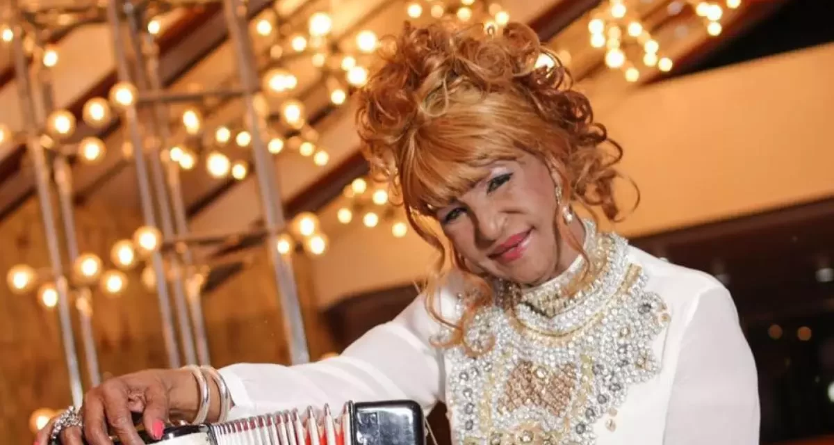 FiFita La Grande anuncia su tournée de agosto por los Estados Unidos