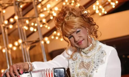 FiFita La Grande anuncia su tournée de agosto por los Estados Unidos