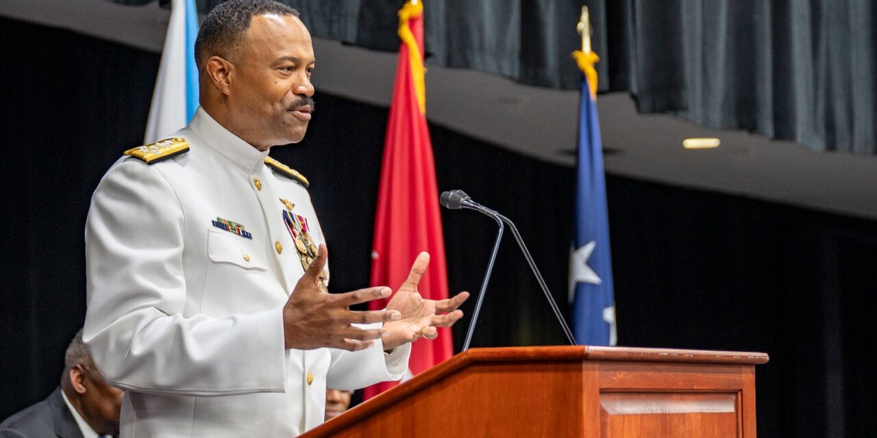 Jefe de Comando del Sur de EE. UU. Para revistar la República Dominicana