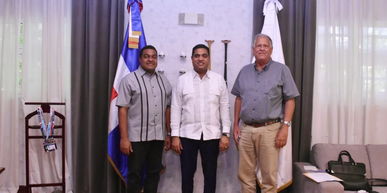 Articulan plan para preservar y revitalizar el Centro Olímpico Juan Pablo Duarte