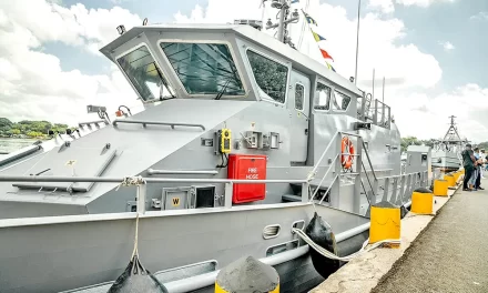 Navy dominicana agrega un nuevo recipiente de la Guardia Costera