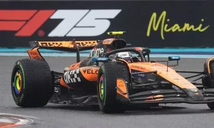 Equipo McLaren se prepara para disputar la carrera en São Paulo