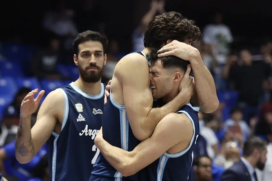 Argentina vence a Canadá y disputará con Brasil la final de la FIBA AmeriCup 2025