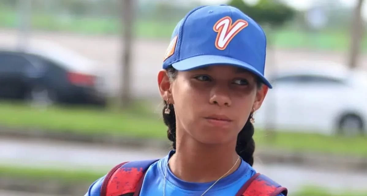 Francys Sandoval, La “Princesa del Béisbol”