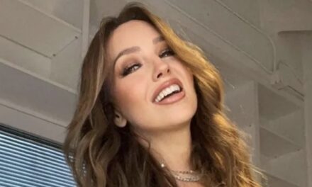 Thalia celebra sus nominaciones en los premios de la pubescencia 2025