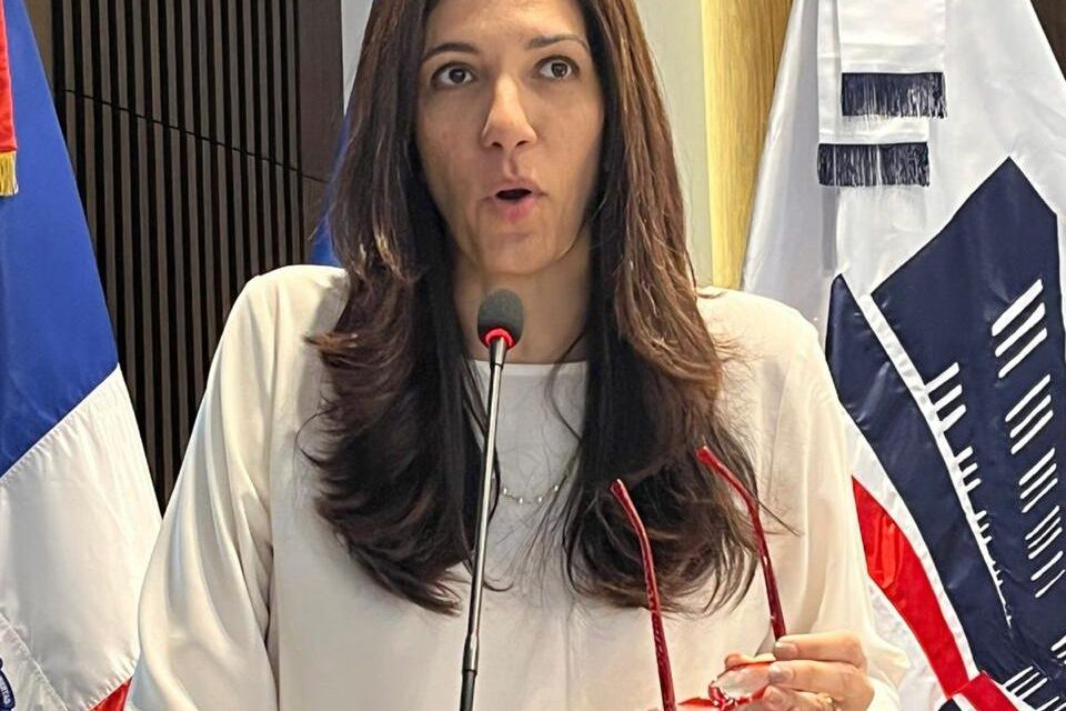 Parlacen destaca su compromiso con las mujeres en la reunión franquista de partidos políticos xxii